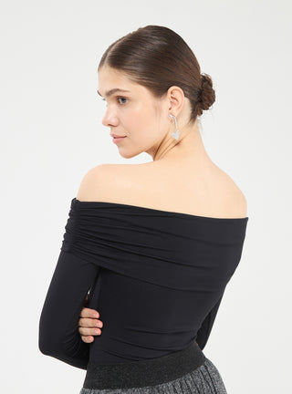 Body elasticizzato con spalle scoperte