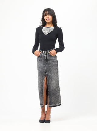 Maglia con collana di strass