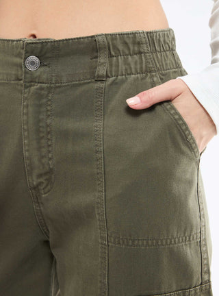 Pantaloni cargo multitasche