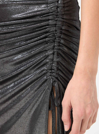 Vestito laminato con spacco e arricciatura laterale