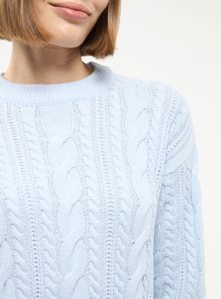 Maglia girocollo con treccia