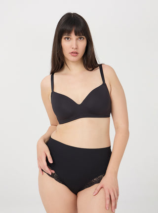 Reggiseno triangolo preformato senza ferretto